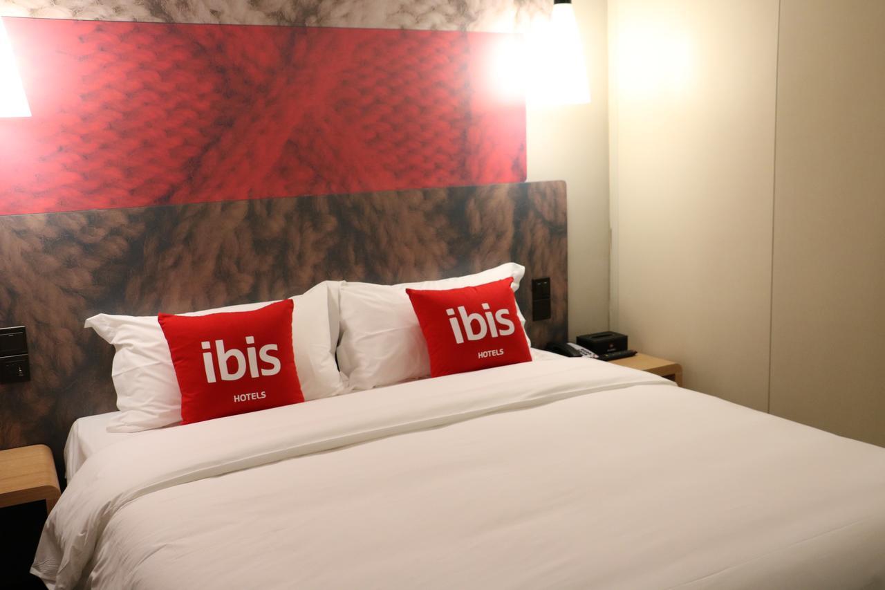 Ibis Shanghai North The Bund Zhoujiazui Road Экстерьер фото