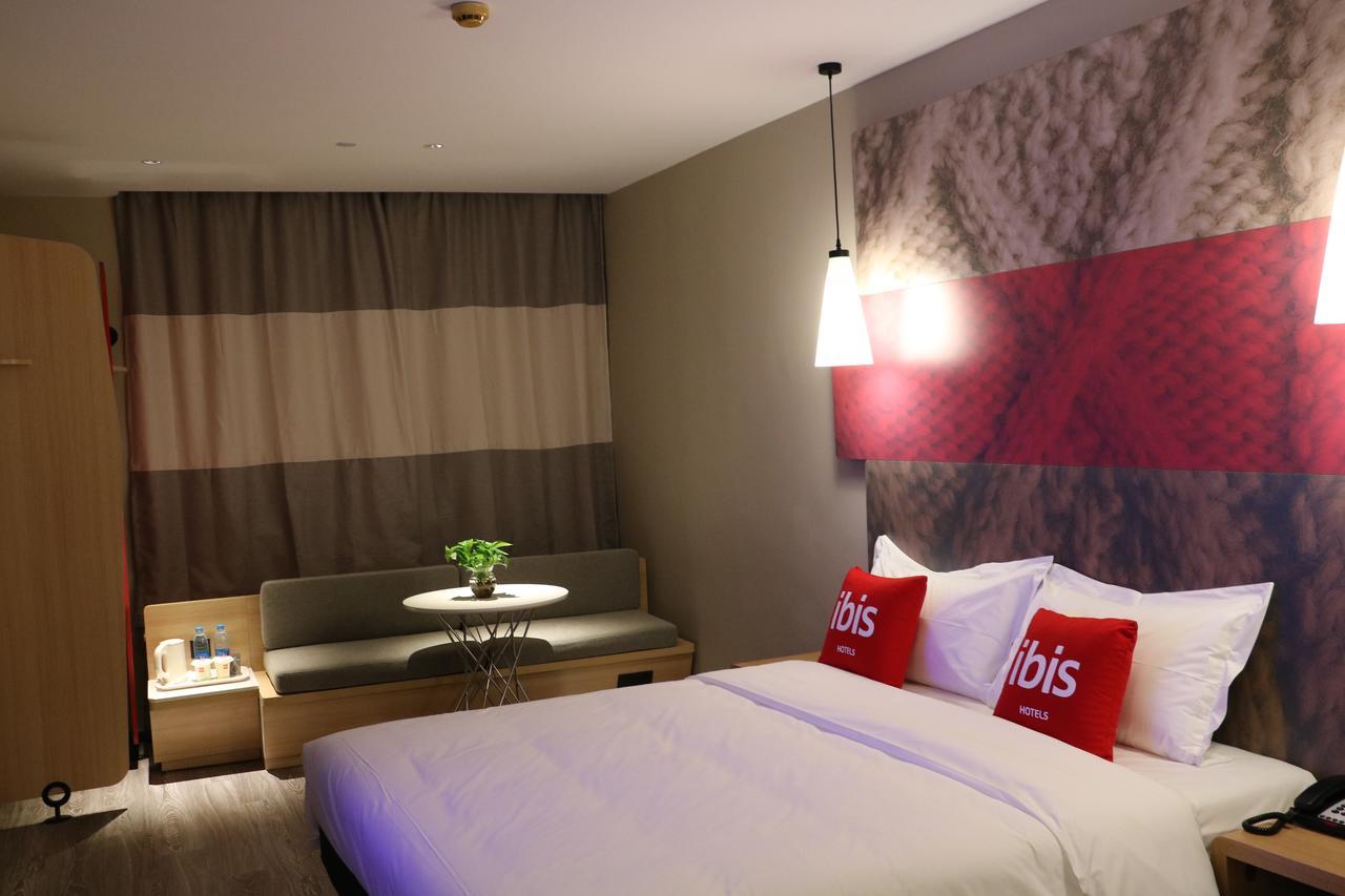 Ibis Shanghai North The Bund Zhoujiazui Road Экстерьер фото